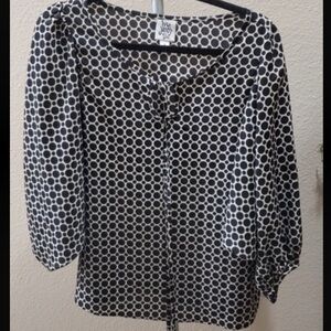 🦄- Ivy Jane sz Large Black & Grey Geometric Patterned Blouse